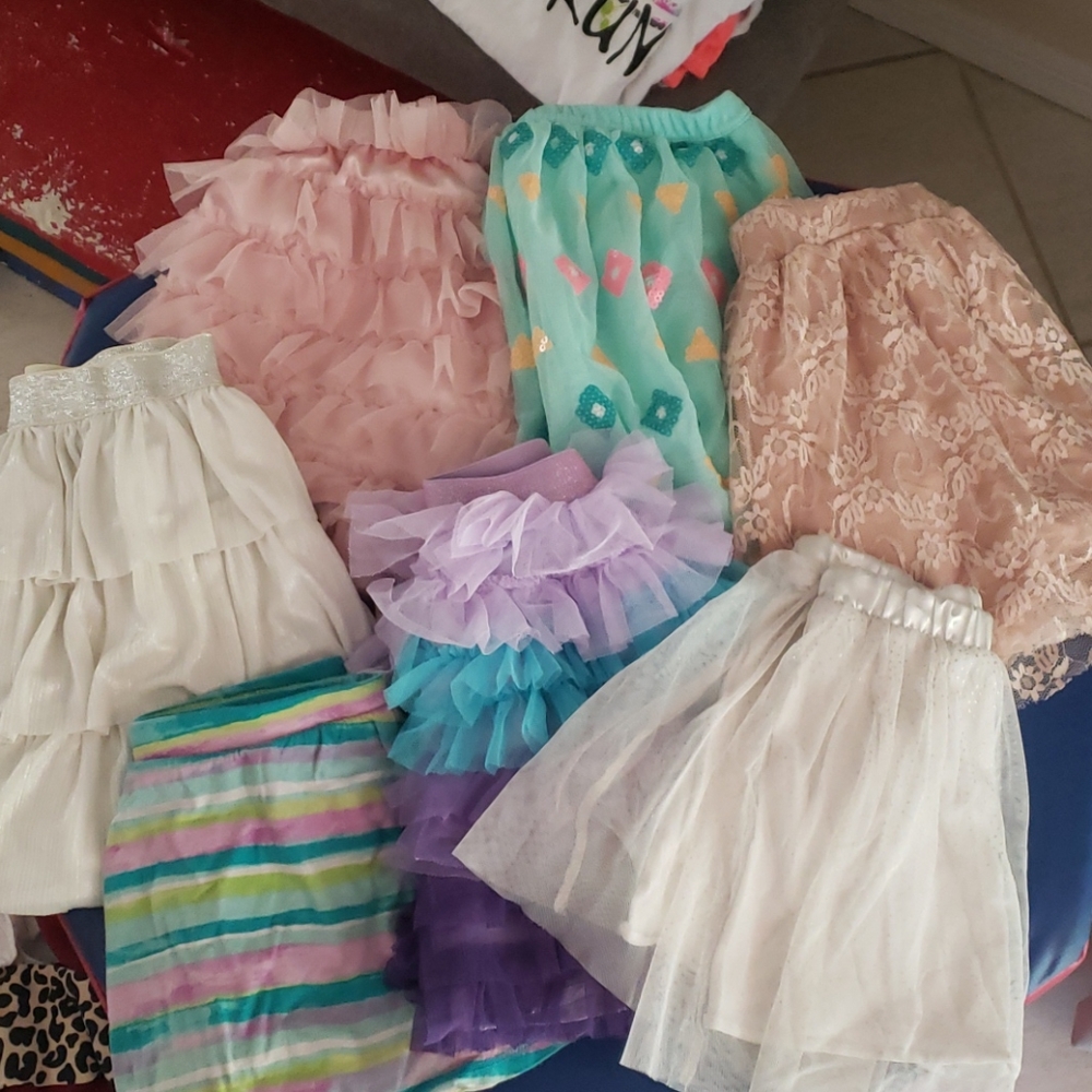 Lot of 7 Girls Skirts Skorts - various size 5 6 7